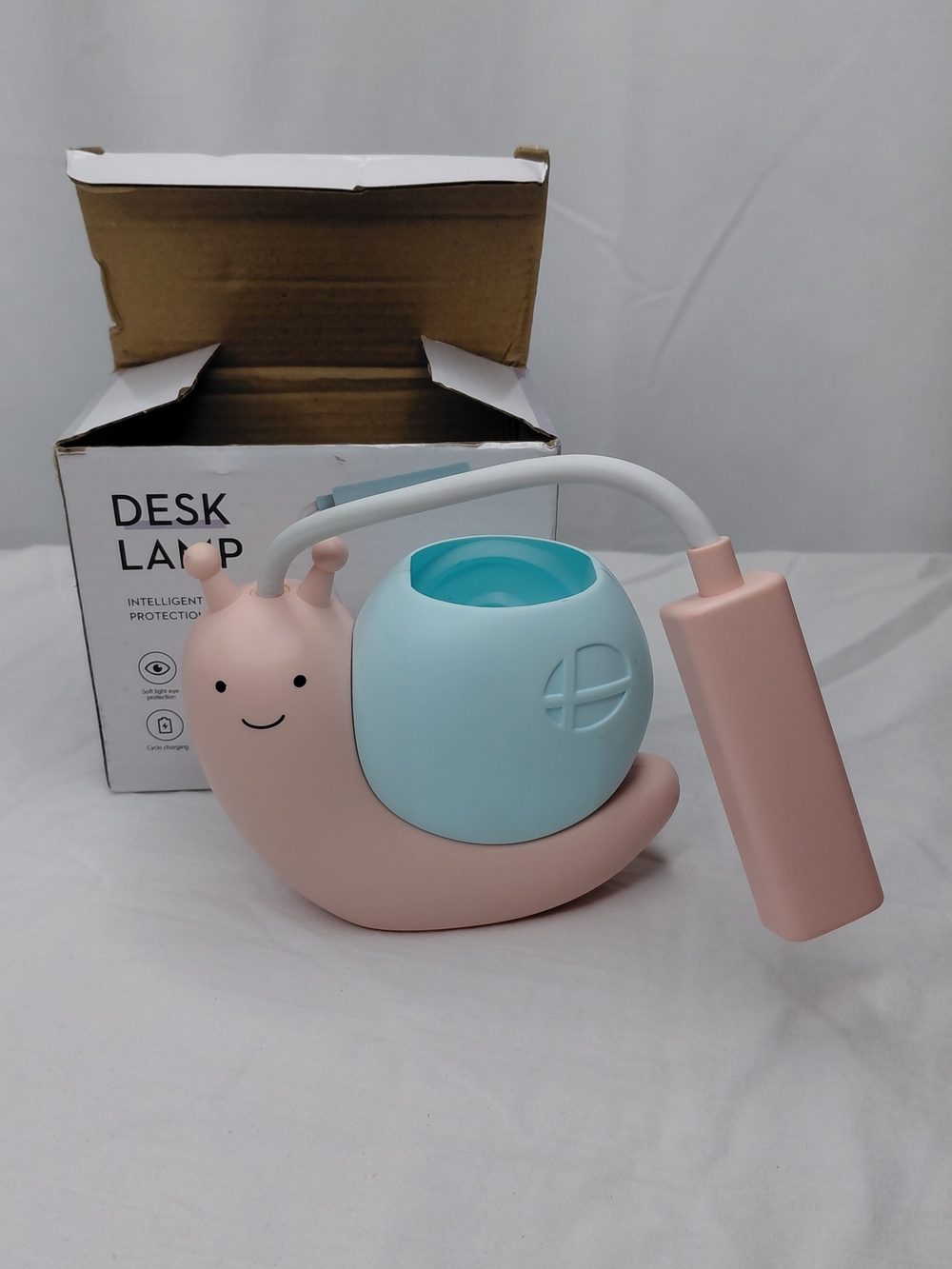 Small USB Snail Desk Lamp Soft Light Pen Holder